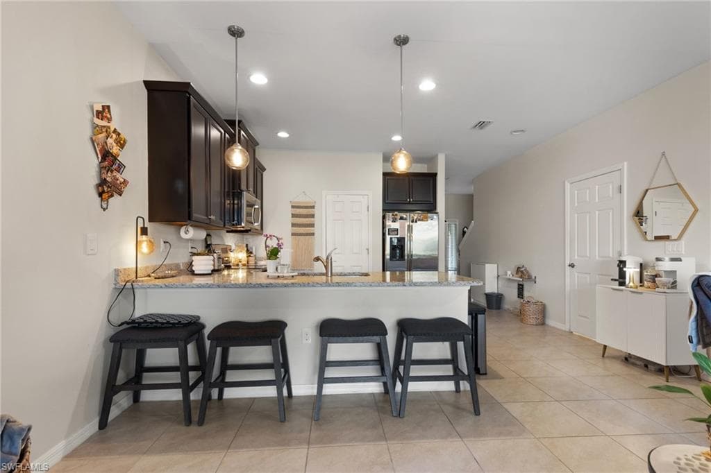 10806 Alvara Point Dr, Bonita Springs, FL 34135-11