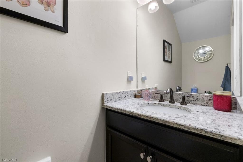 10806 Alvara Point Dr, Bonita Springs, FL 34135-14