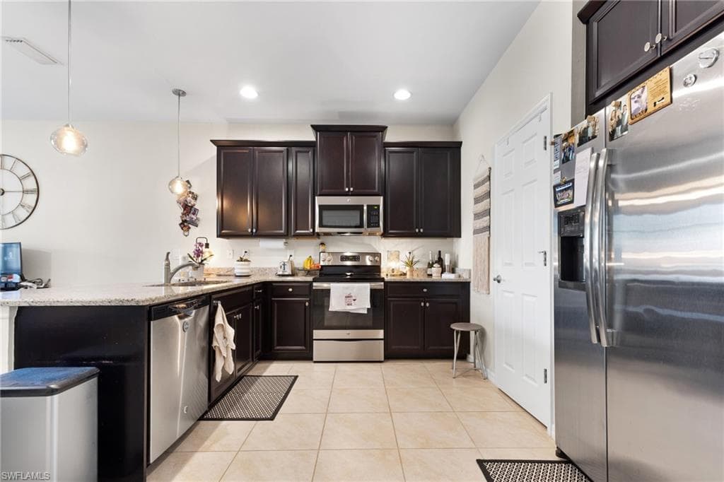 10806 Alvara Point Dr, Bonita Springs, FL 34135-6