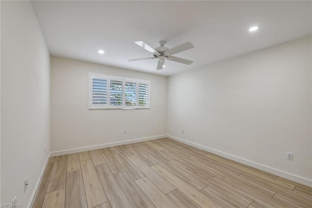 2500 Gulf Shore Blvd N N9, Naples, FL 34103-12