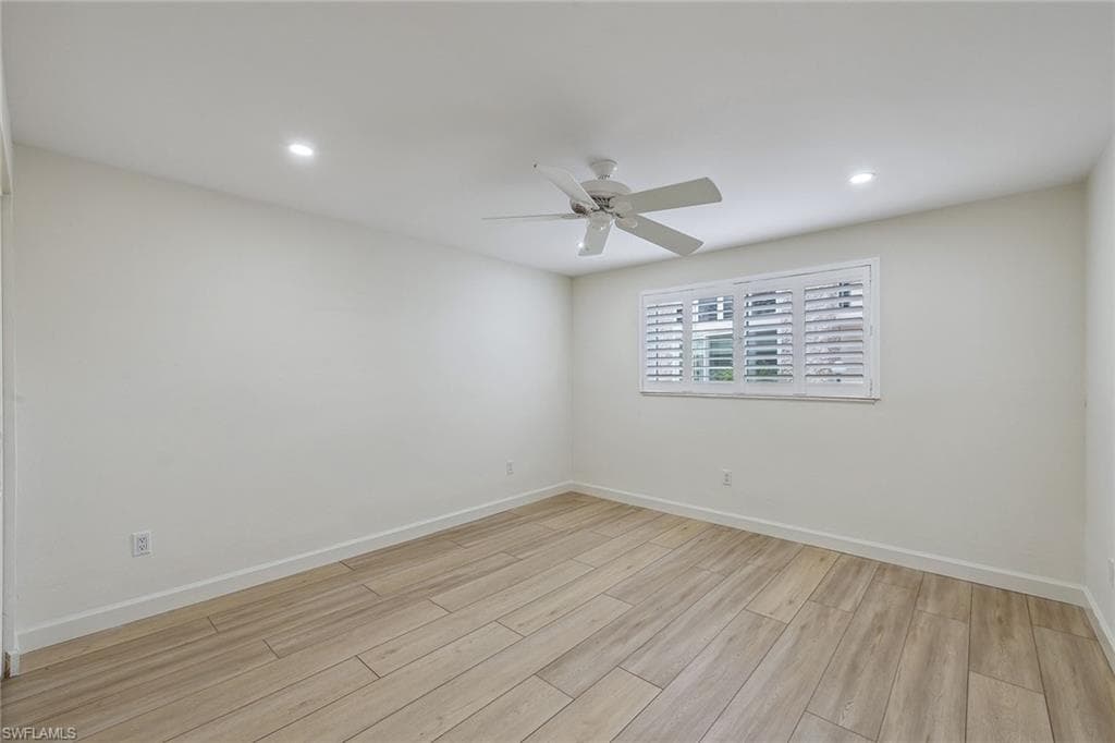 2500 Gulf Shore Blvd N N9, Naples, FL 34103-14