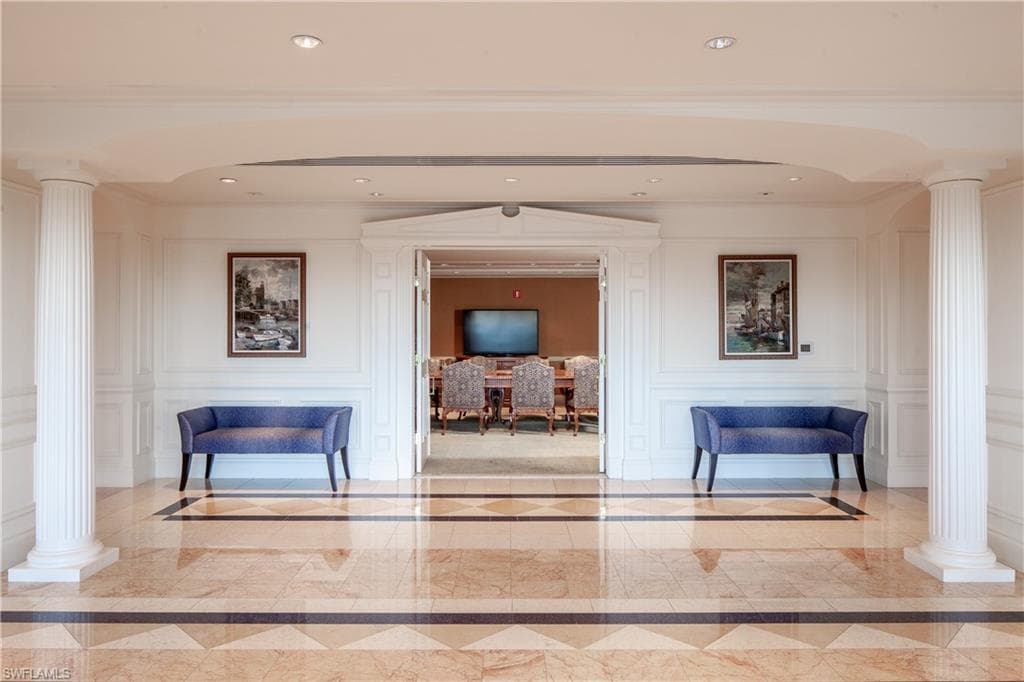 7117 Pelican Bay Blvd 809, Naples, FL 34108-16