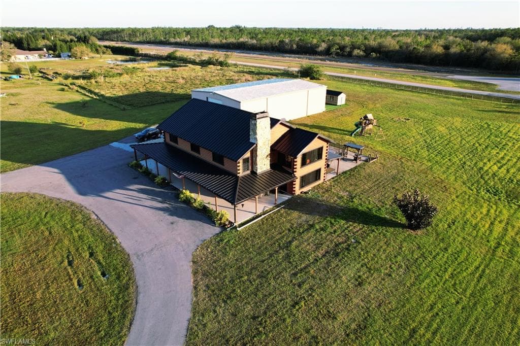 3040 Trail Dairy Cir, North Fort Myers, FL 33917-4