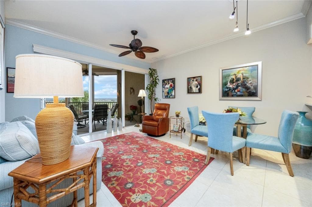 570 El Camino Real 2504, Naples, FL 34119-11