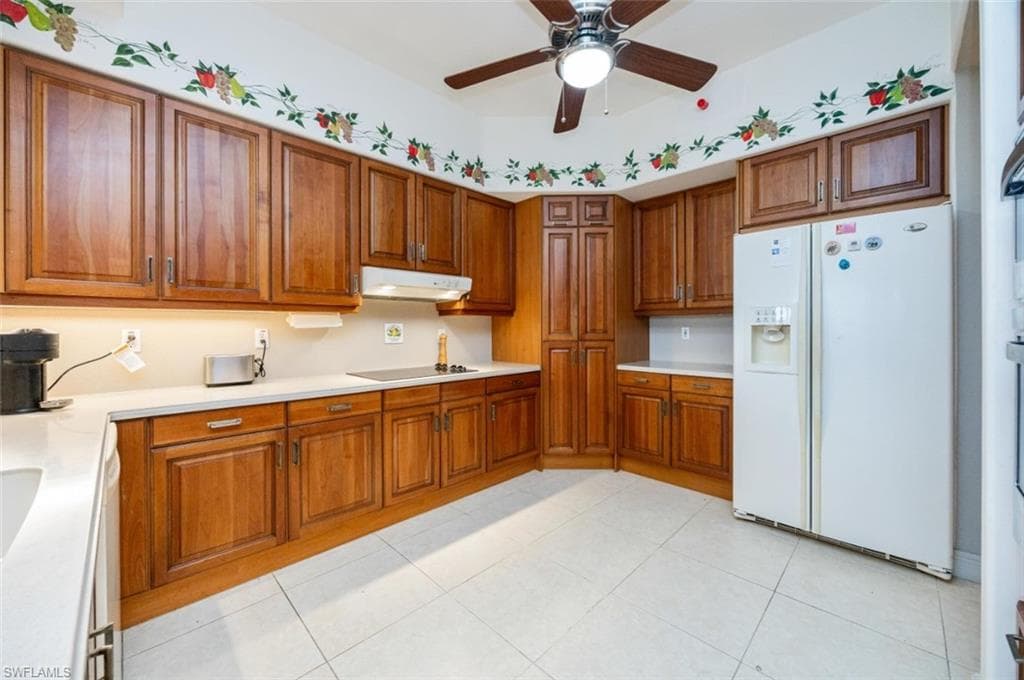 570 El Camino Real 2504, Naples, FL 34119-14
