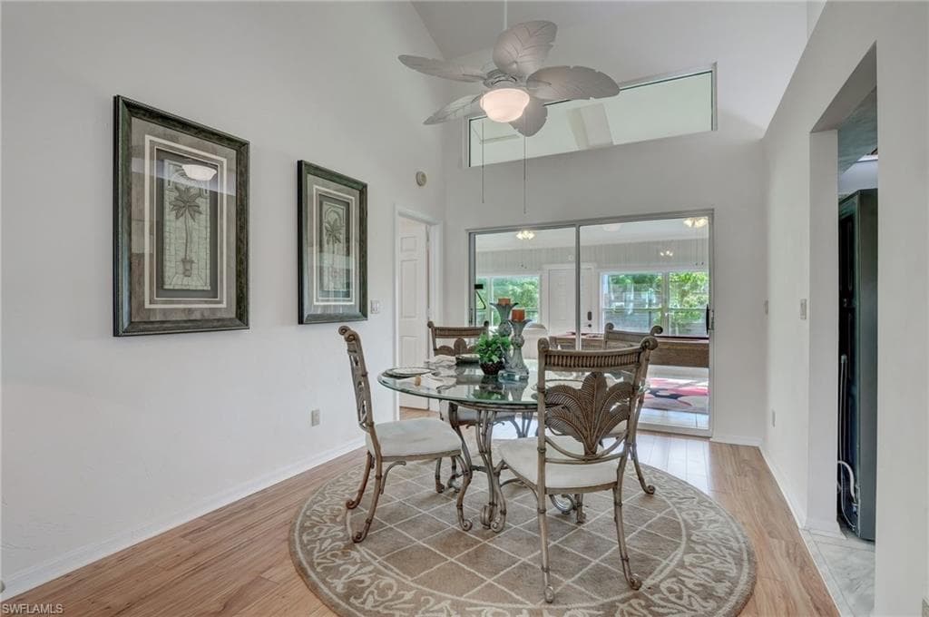 112 Bordeaux Cir, Naples, FL 34112-4