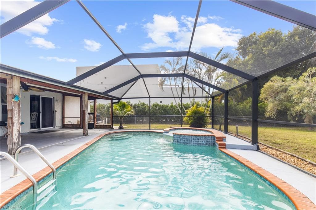 28232 Mango Dr, Bonita Springs, FL 34134-24