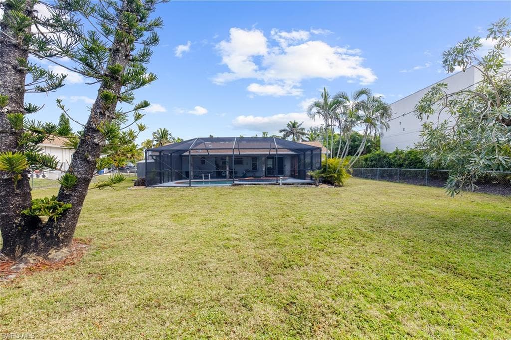 28232 Mango Dr, Bonita Springs, FL 34134-31