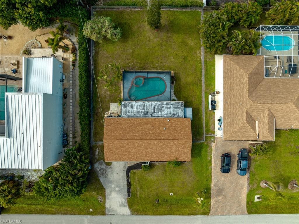 28232 Mango Dr, Bonita Springs, FL 34134-6