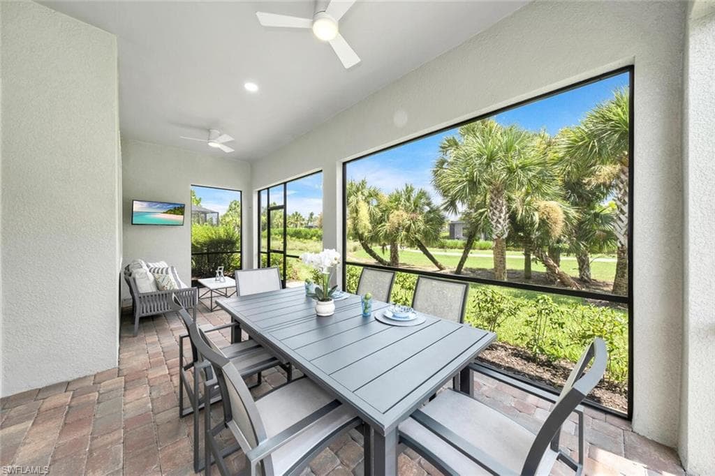 9284 Cormorant Dr, Naples, FL 34120-18