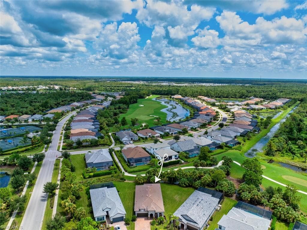 9284 Cormorant Dr, Naples, FL 34120-4