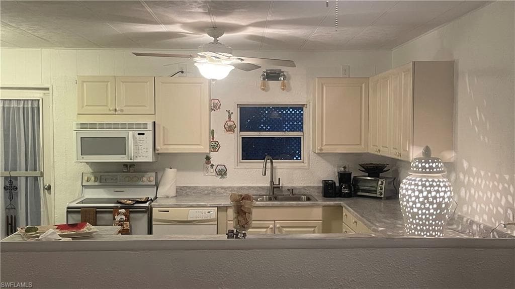 16230 Cynthia Ct, Fort Myers, FL 33908-22