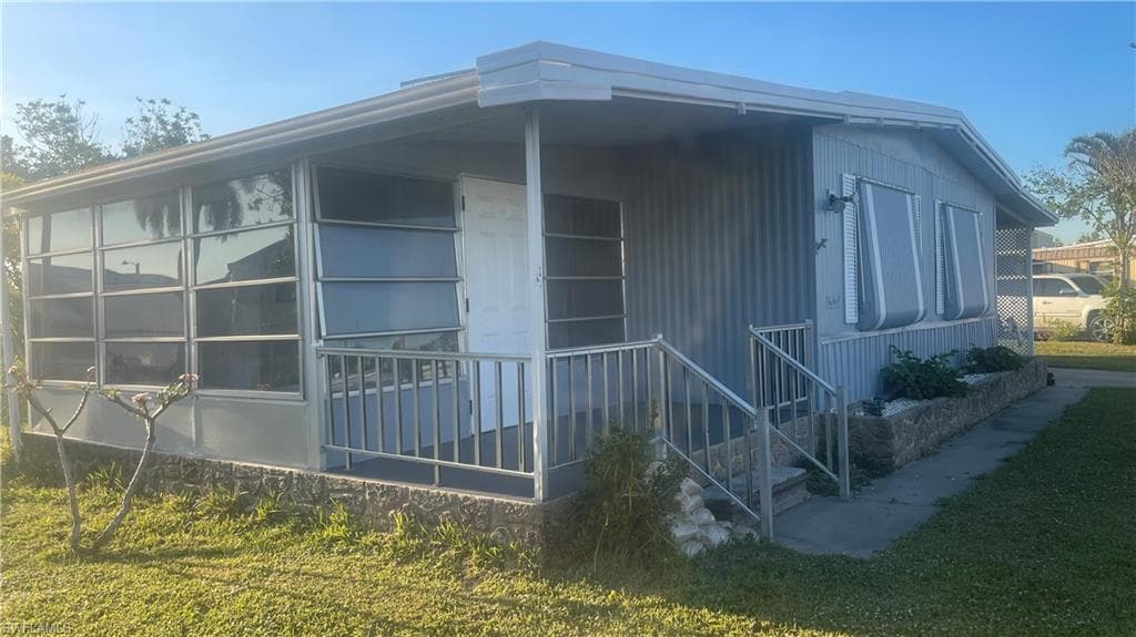 16230 Cynthia Ct, Fort Myers, FL 33908-3