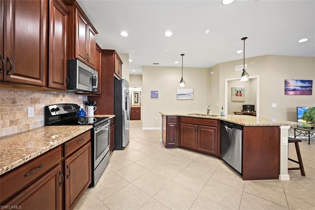 18260 Creekside Preserve Loop 202, Fort Myers, FL 33908-6