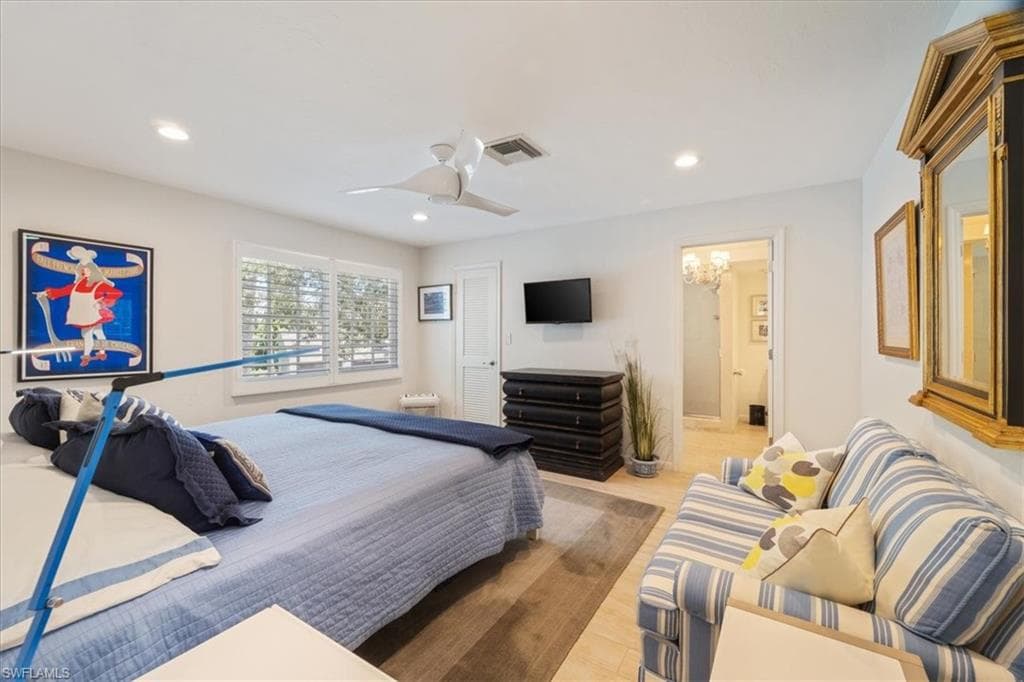 4774 West Blvd #e202, Naples, FL 34103-14