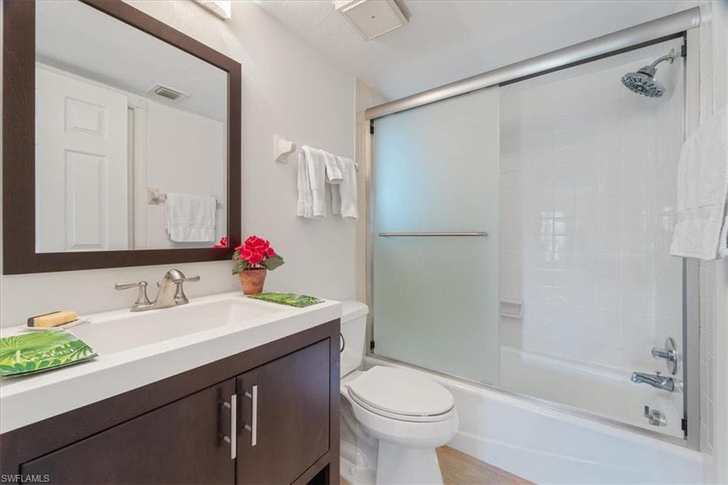 4774 West Blvd #e202, Naples, FL 34103-18