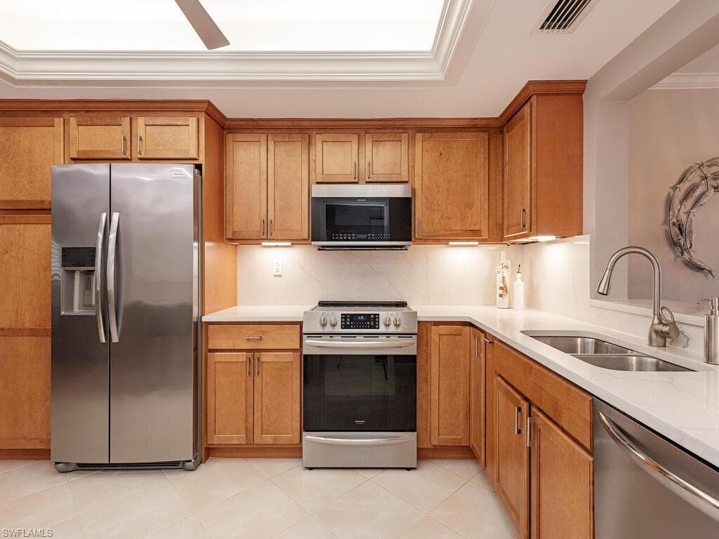 6360 Pelican Bay Blvd 102c, Naples, FL 34108-7