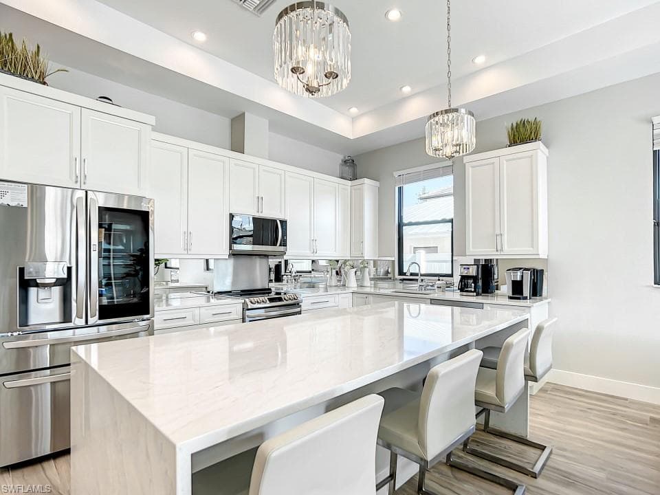 828 100th Ave N, Naples, FL 34108-19