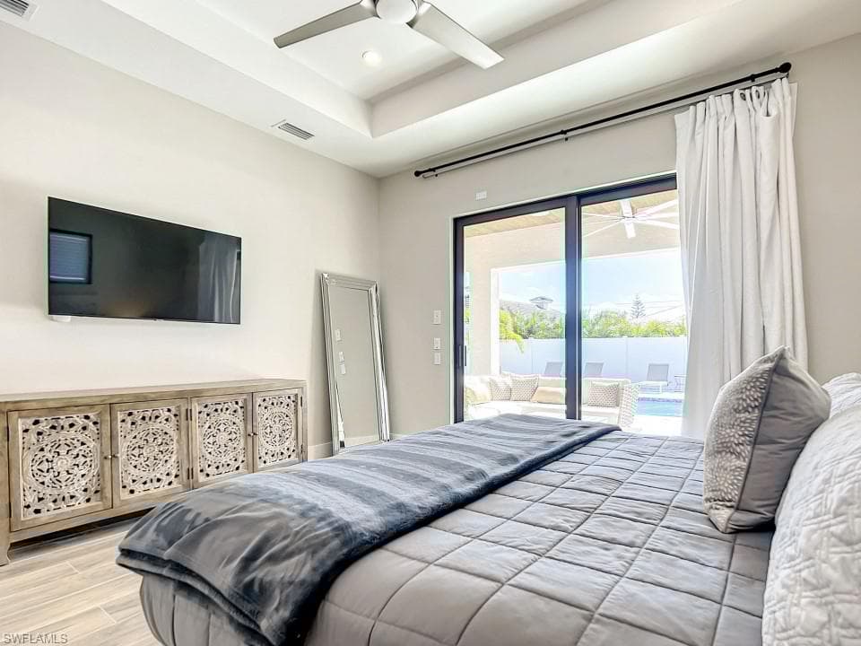 828 100th Ave N, Naples, FL 34108-50