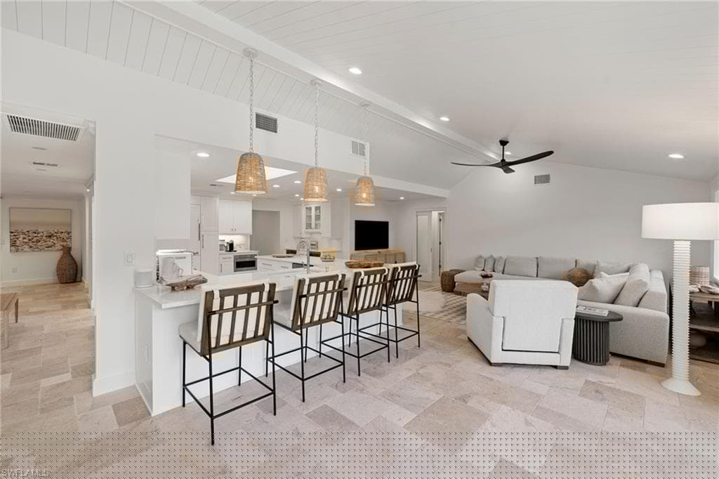 320 Putter Point Dr, Naples, FL 34103-41