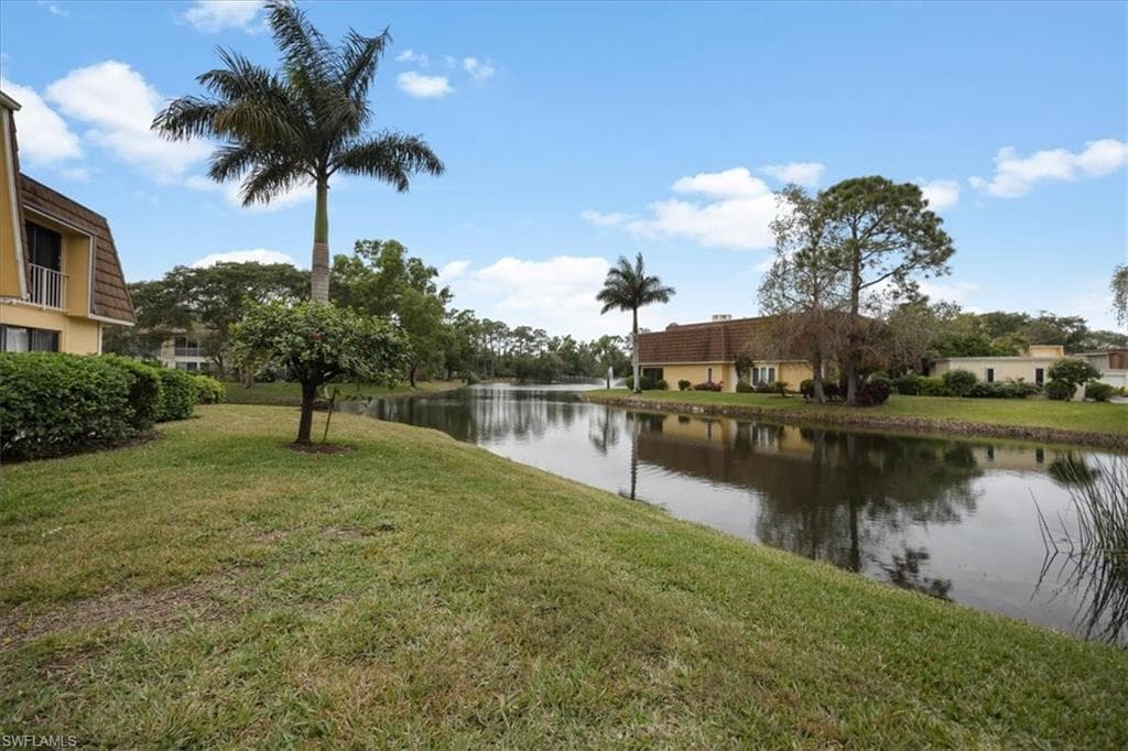 1890 Bald Eagle Dr B, Naples, FL 34105-19