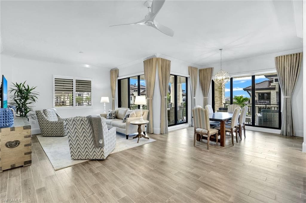 1035 3rd Ave S 412, Naples, FL 34102-4