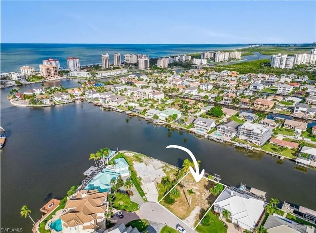 361 Seabee Ave, Naples, FL 34108-4