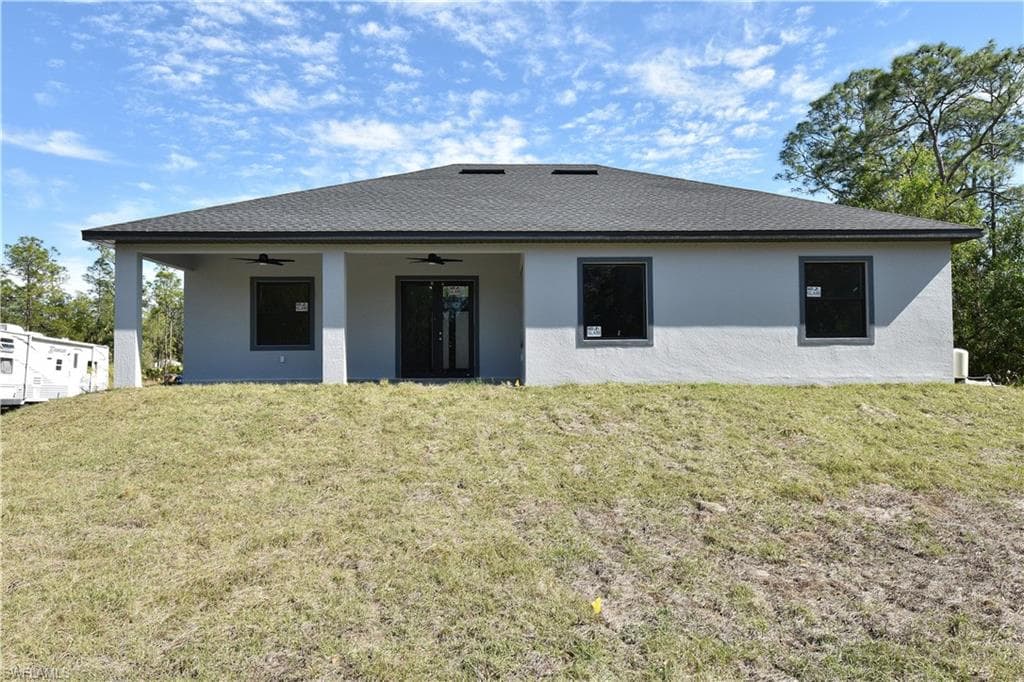 103 Scott Ave, Lehigh Acres, FL 33936-4