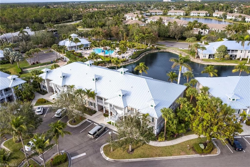 7930 Mahogany Run Ln 826, Naples, FL 34113-3