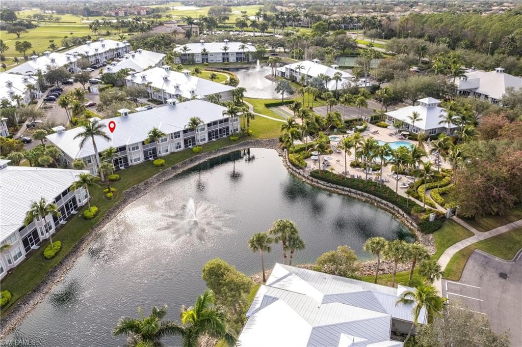 7930 Mahogany Run Ln 826, Naples, FL 34113-5