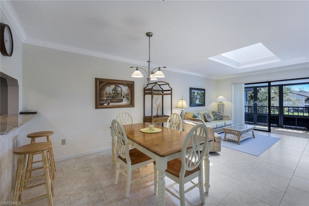 5259 Treetops Dr, Naples, FL 34113-11