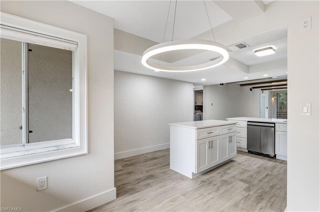 15171 Cedarwood Ln 3204, Naples, FL 34110-10