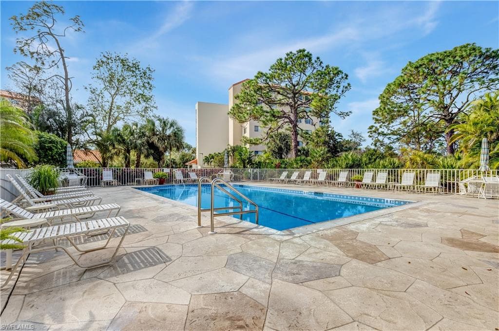 15171 Cedarwood Ln 3204, Naples, FL 34110-40