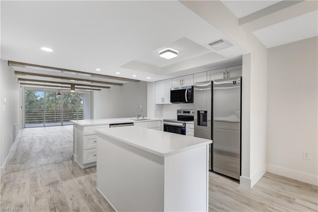 15171 Cedarwood Ln 3204, Naples, FL 34110-6