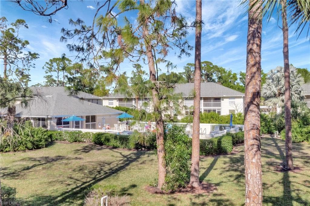 716 Landover Cir 201, Naples, FL 34104-18