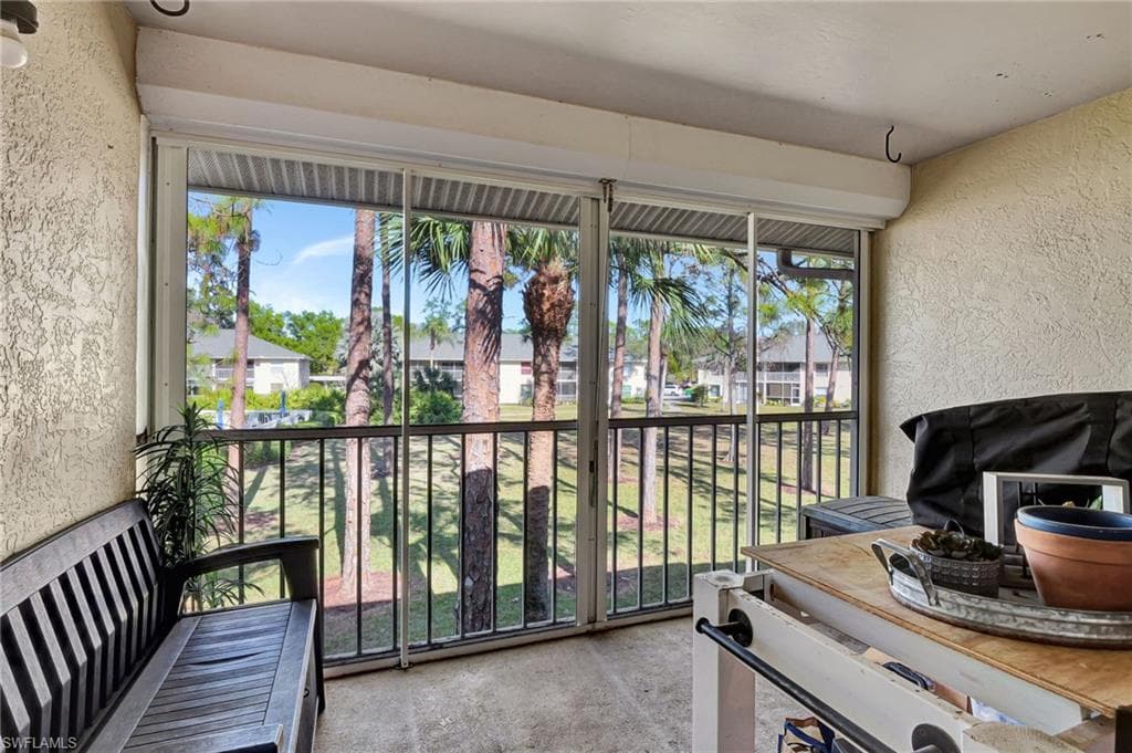 716 Landover Cir 201, Naples, FL 34104-19