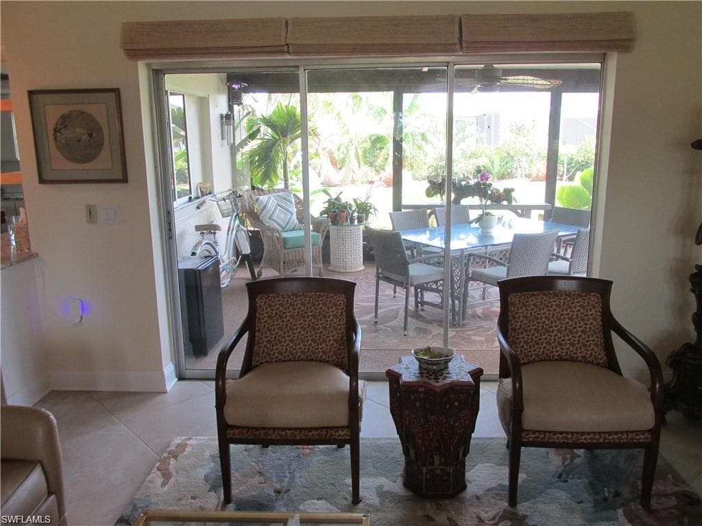 817 52nd St, Cape Coral, FL 33914-24