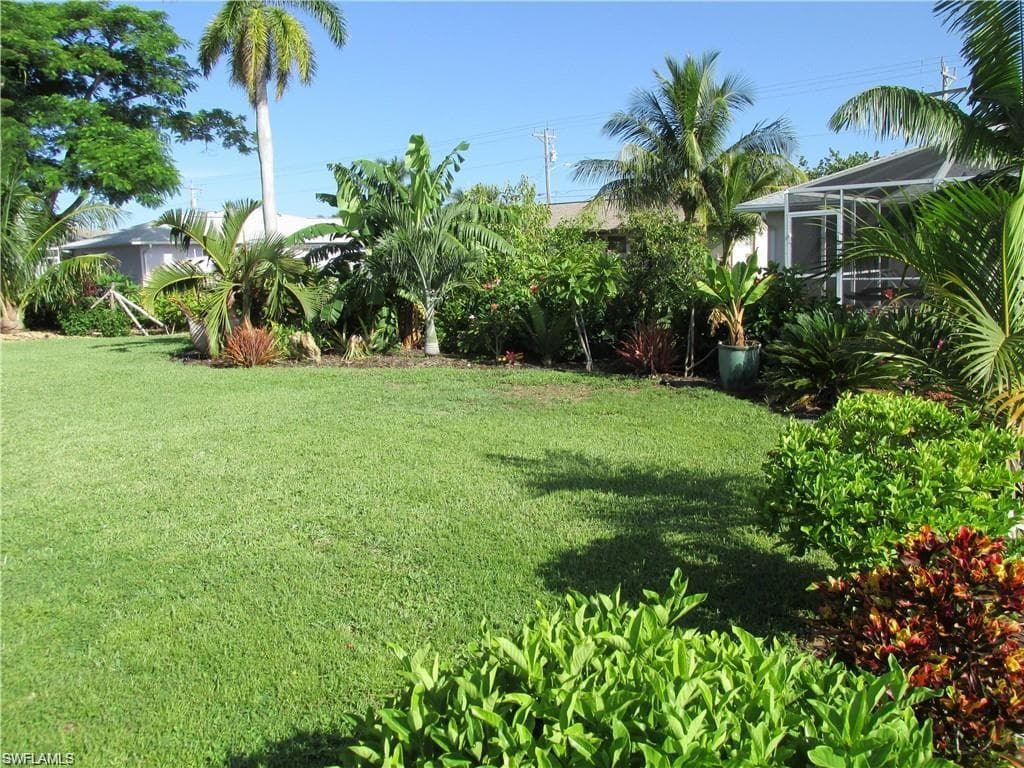 817 52nd St, Cape Coral, FL 33914-28