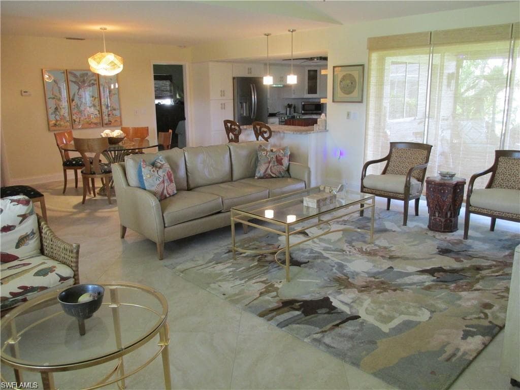 817 52nd St, Cape Coral, FL 33914-3