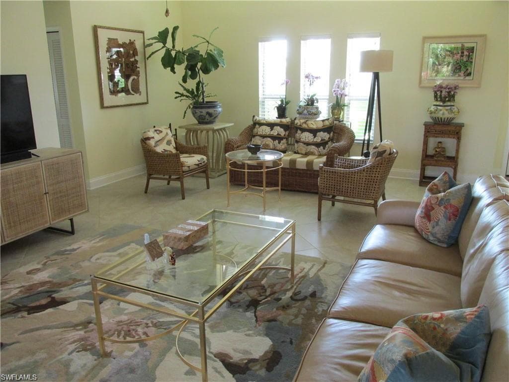 817 52nd St, Cape Coral, FL 33914-6
