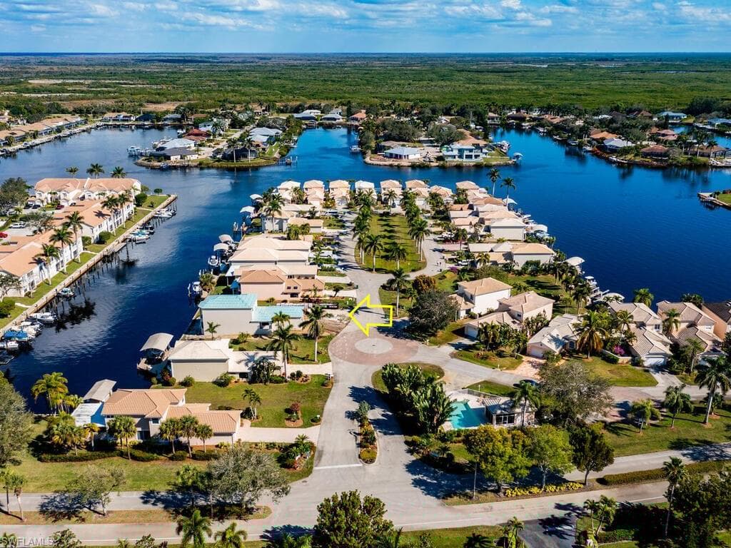 193 Eveningstar Cay, Naples, FL 34114-9