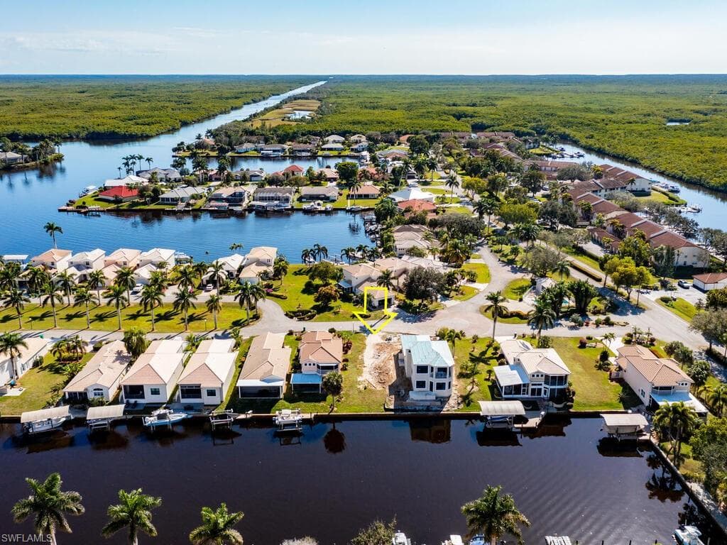 193 Eveningstar Cay, Naples, FL 34114-3