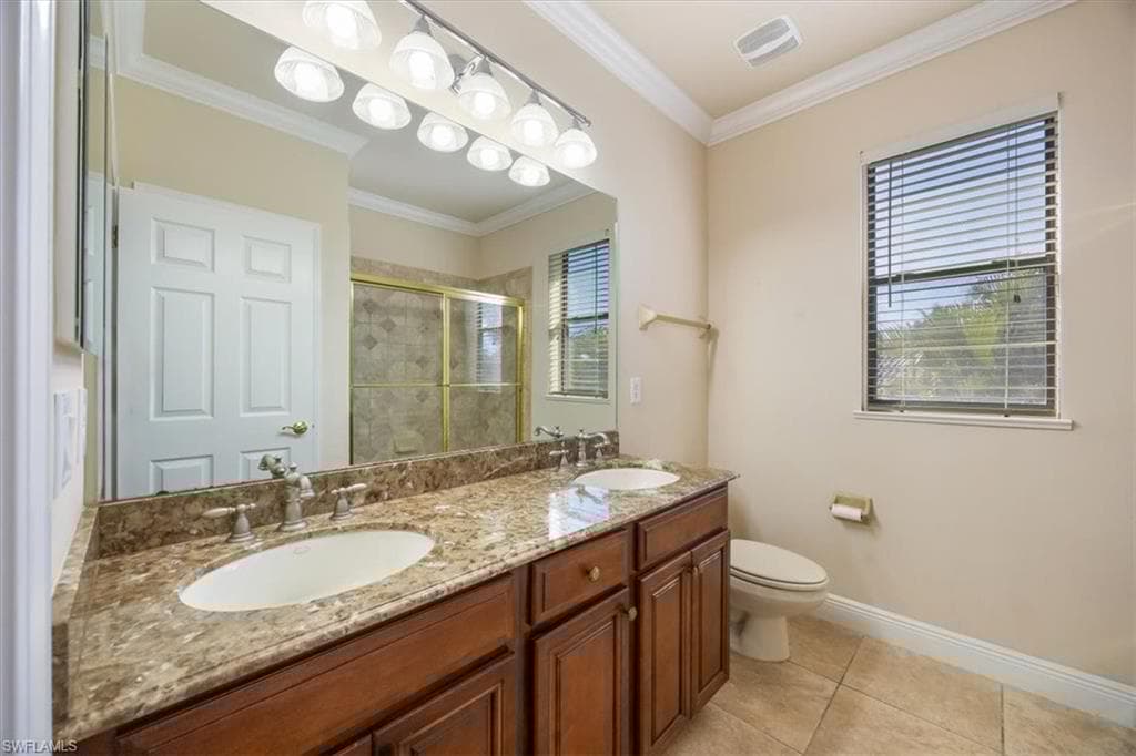 28830 Kiranicola Ct, Bonita Springs, FL 34135-23