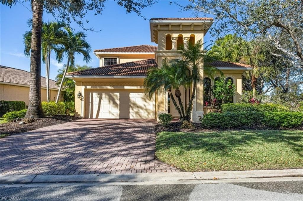 28830 Kiranicola Ct, Bonita Springs, FL 34135-3