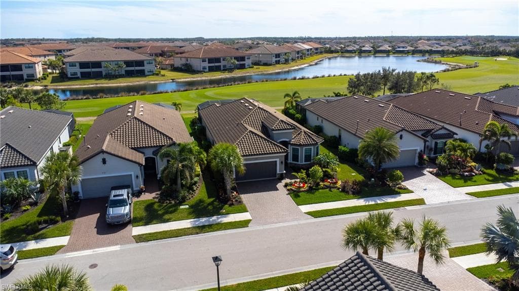 9516 Montelanico Loop, Naples, FL 34119-39