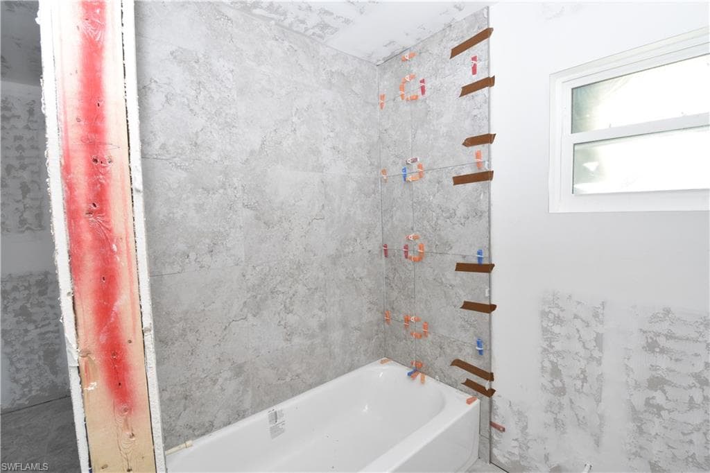 4463 60 Ave NE, Naples, FL 34120-13
