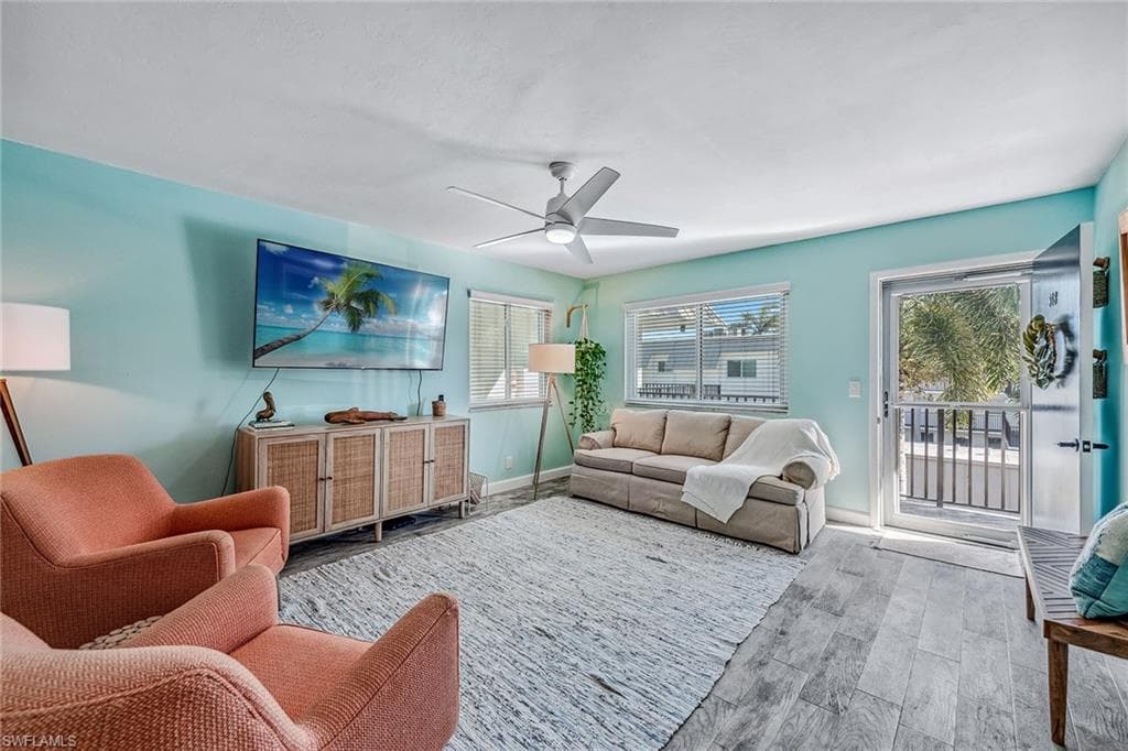 766 Central Ave 318, Naples, FL 34102-5