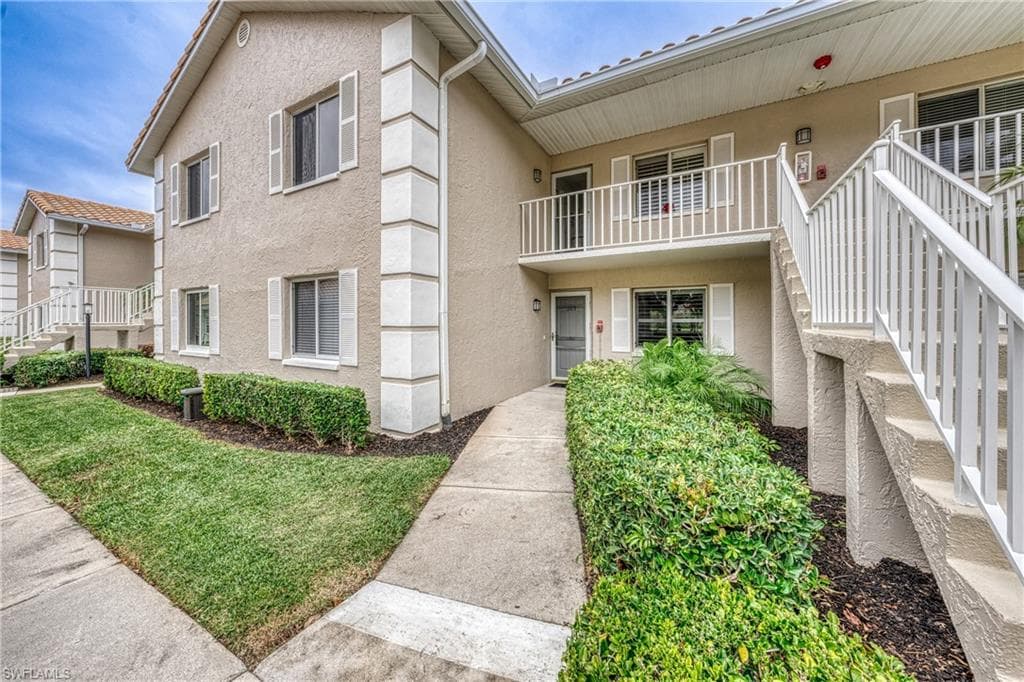 5908 Cranbrook Way I103, Naples, FL 34112-3