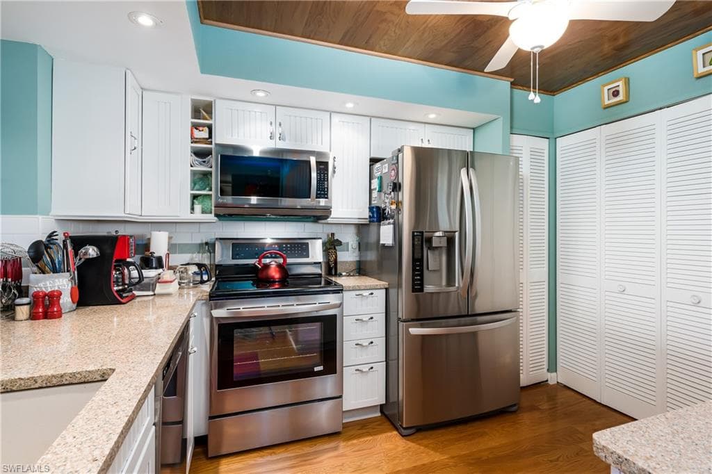 300 Stevens Landing Dr C205, Marco Island, FL 34145-20