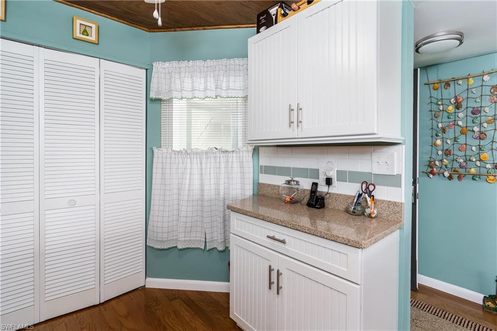 300 Stevens Landing Dr C205, Marco Island, FL 34145-21